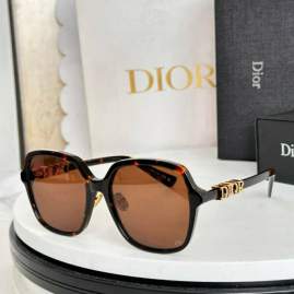 Picture of Dior Sunglasses _SKUfw79480093fw